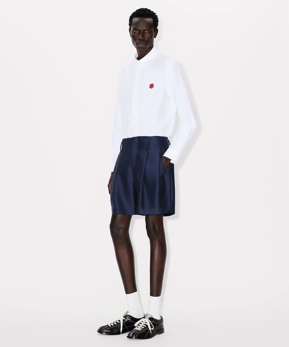 겐조(KENZO) 남성 26SS 테일러드 쇼츠_K265AMP110NYA
