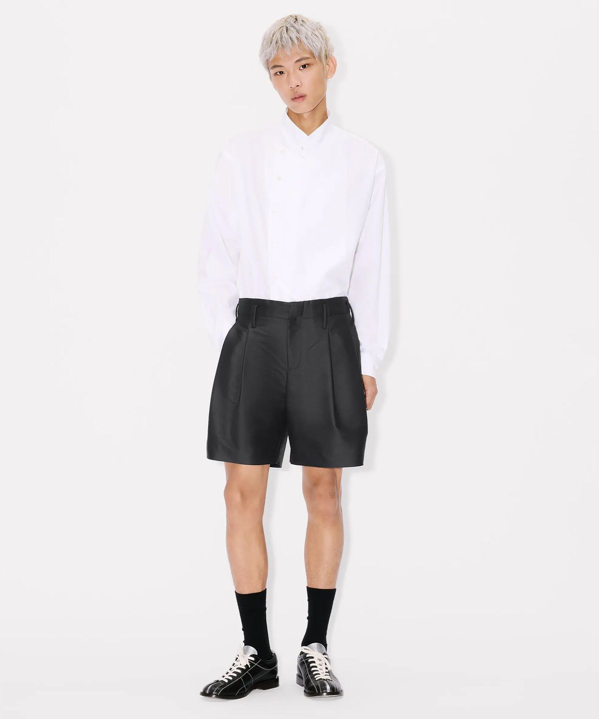 겐조(KENZO) 남성 26SS 테일러드 쇼츠_K265AMP106BKA