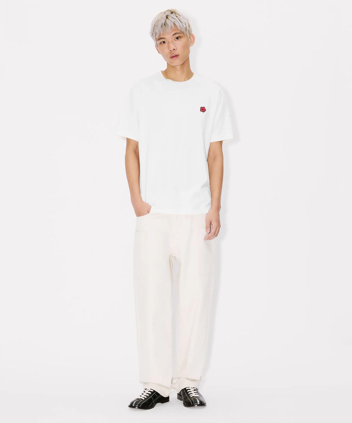 겐조(KENZO) 남성 26SS 카고 몽키 핏 진_K265AMP114WHB