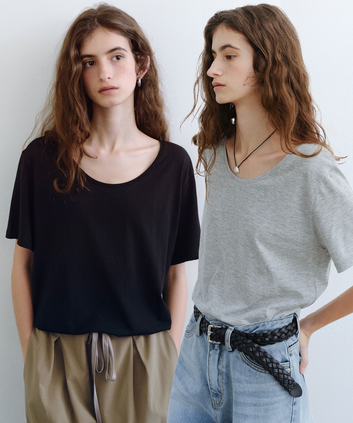 유라고(URAGO) [2PACK] Haive U-neck t-shirt