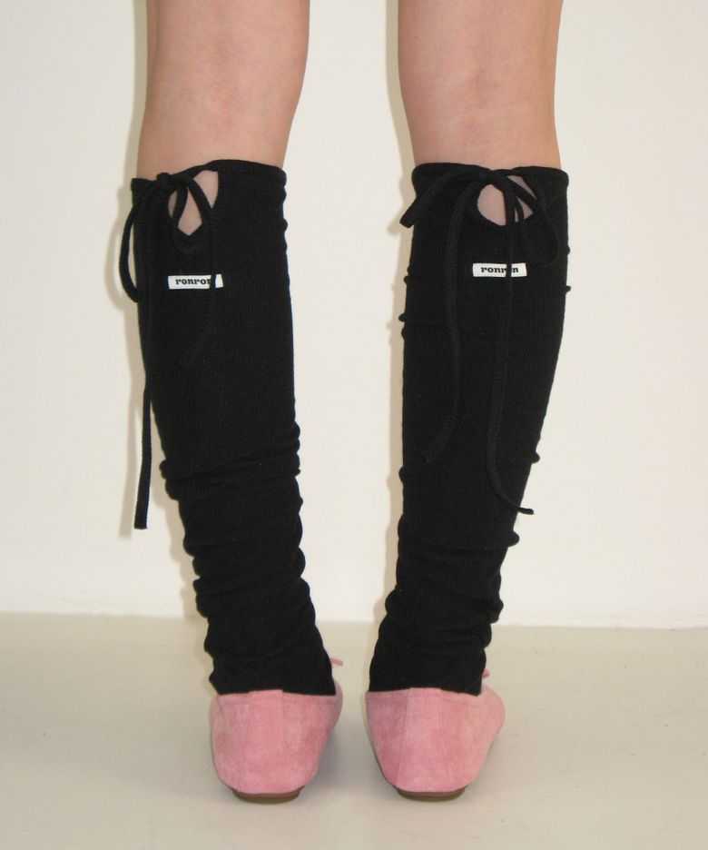 LOGO STRING KNEE SOCKS BLACK