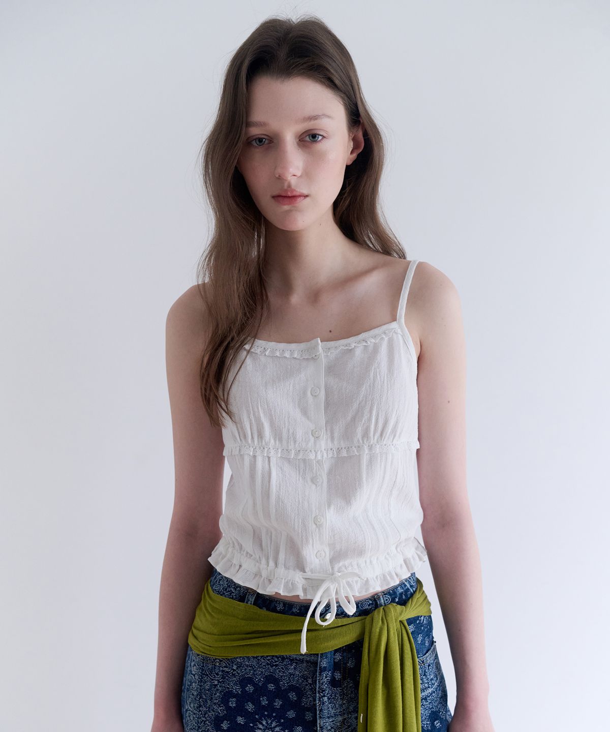 로라로라(ROLAROLA) PINTUCK LACE CROP SLEEVELESS BLOUSE WHITE