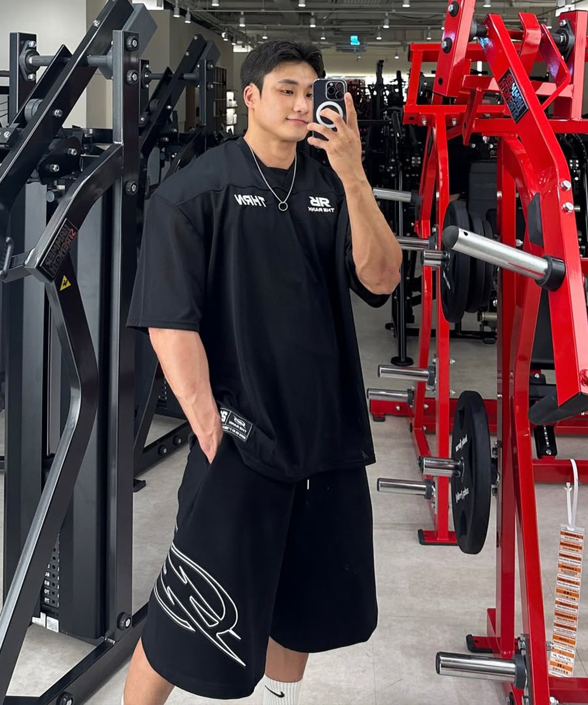 더랭크(THERANK) AIRGRID SPORTS MESH JERSEY [BLACK / WHITE]