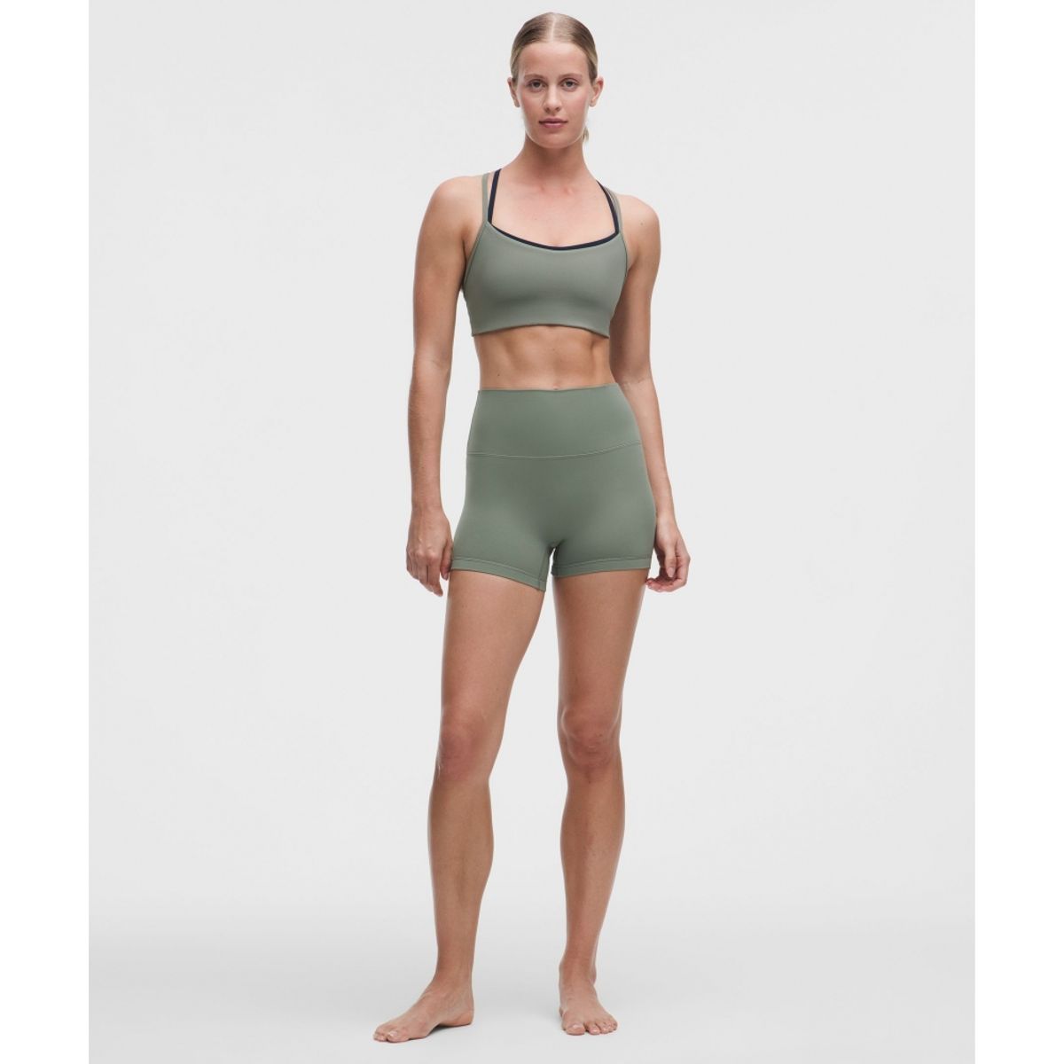 룰루레몬(LULULEMON) Align No Line™ 하이라이즈 쇼츠 4inch  WILO