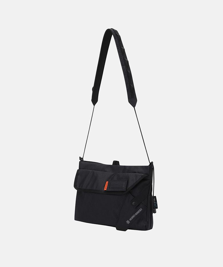 [적립금 5%] WM 익스퍼트 X-pac 사코슈 백 8NBDX26301BLK