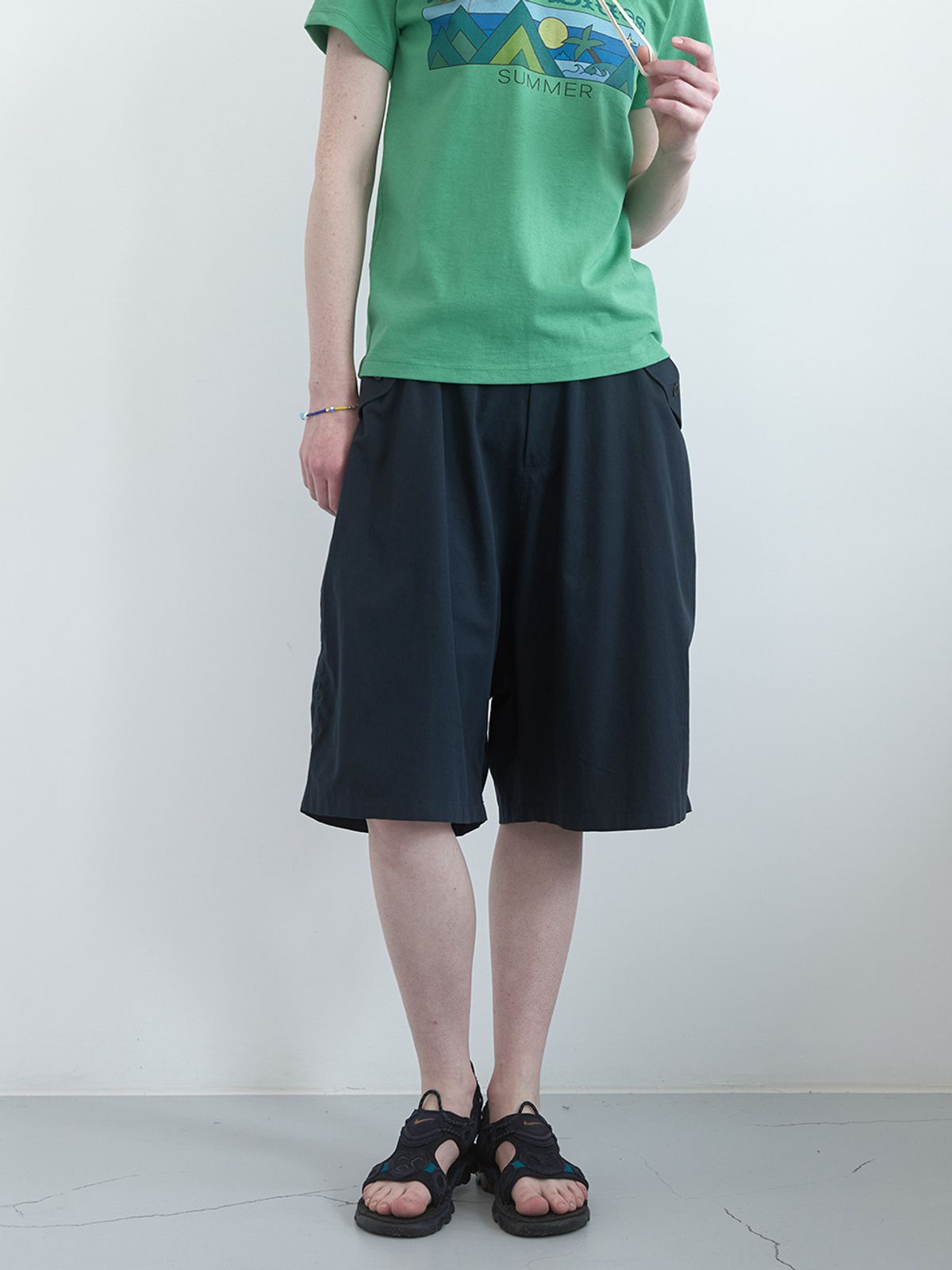 엔조 블루스(ENZO BLUES) 워싱 코튼 컴뱃 하프 팬츠 (Navy)