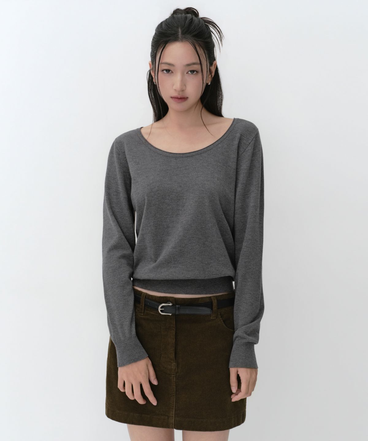 무신사 스탠다드 우먼(MUSINSA STANDARD WOMAN) 우먼즈 에센셜 스쿱 넥 니트 [미디엄 그레이]