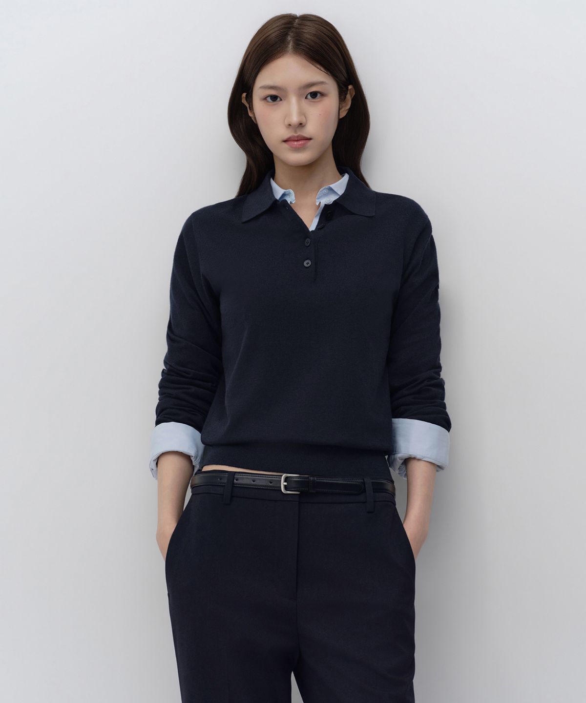 무신사 스탠다드 우먼(MUSINSA STANDARD WOMAN) 우먼즈 에센셜 칼라드 니트 [네이비]