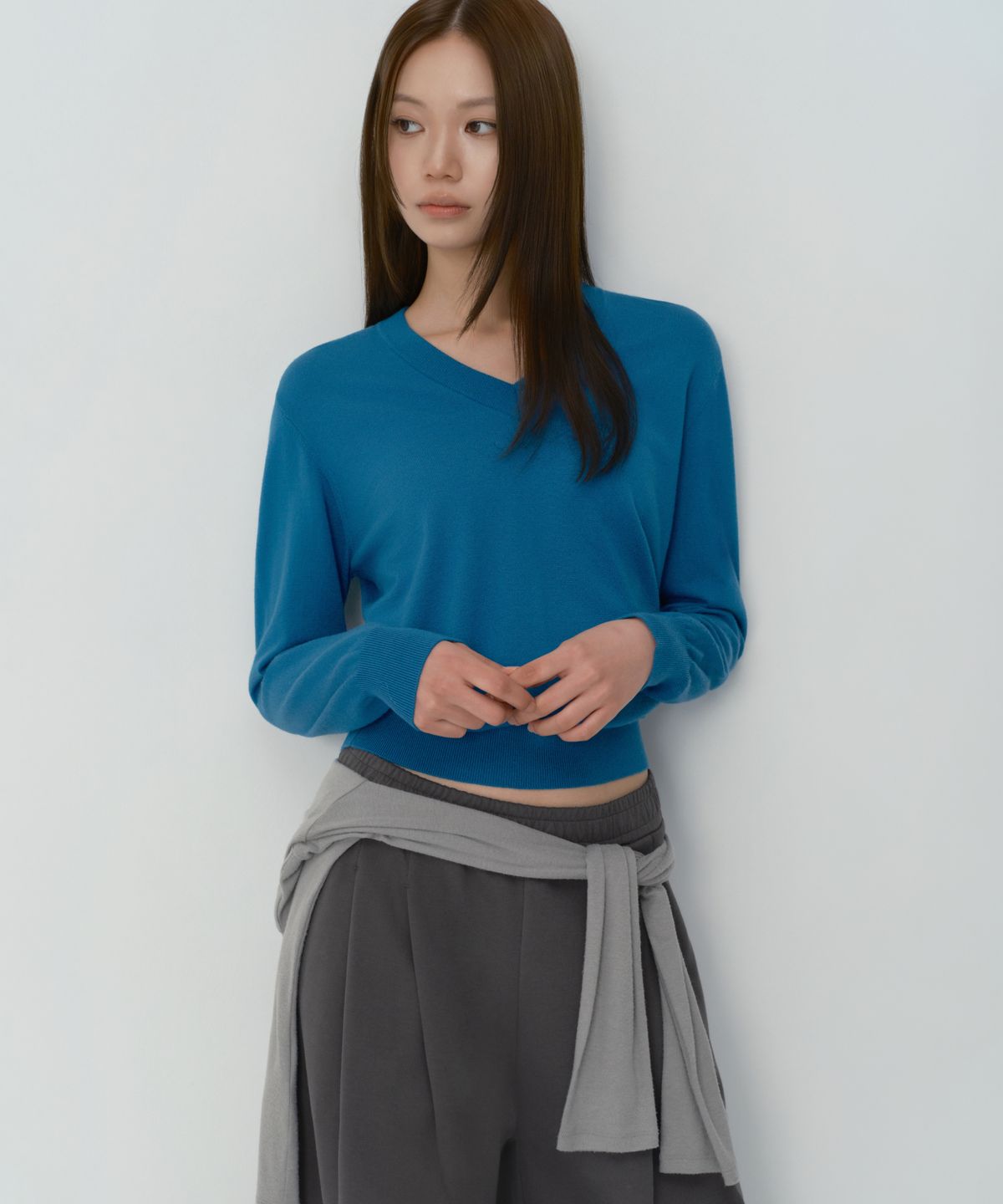 무신사 스탠다드 우먼(MUSINSA STANDARD WOMAN) 우먼즈 에센셜 브이 넥 니트 [틸 블루]