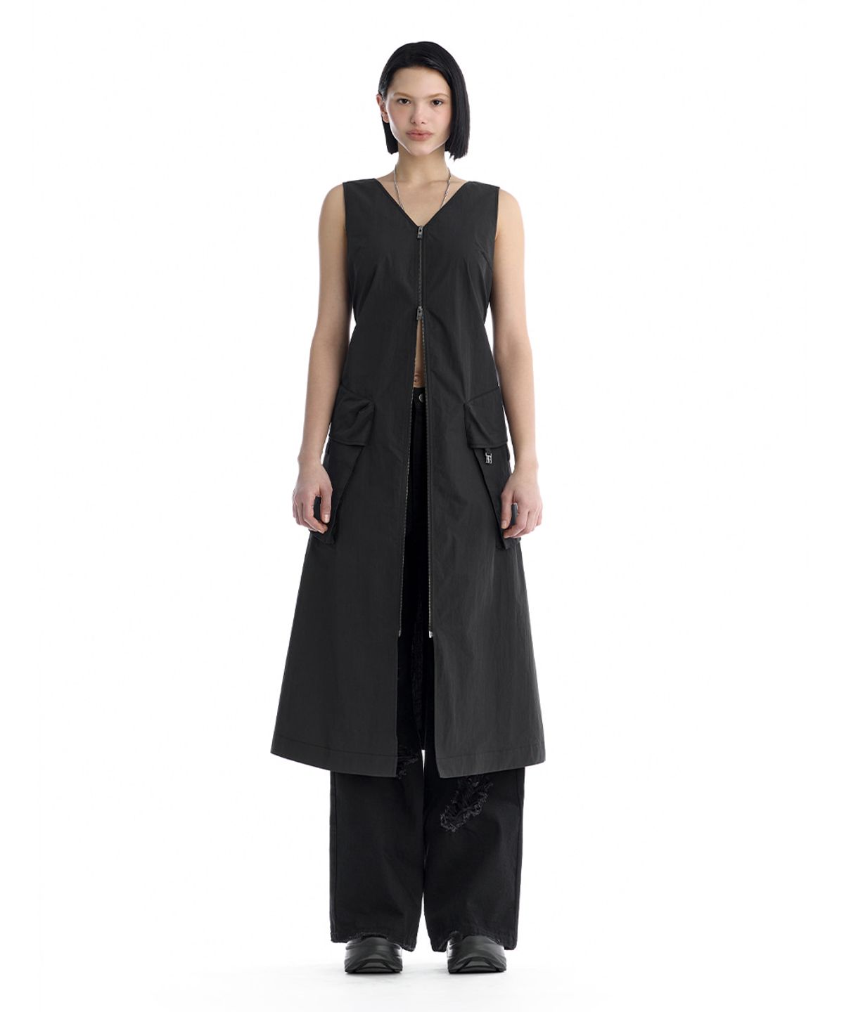 트리밍버드(TREEMINGBIRD) Cargo Sleeveless Long Dress [ Black ]
