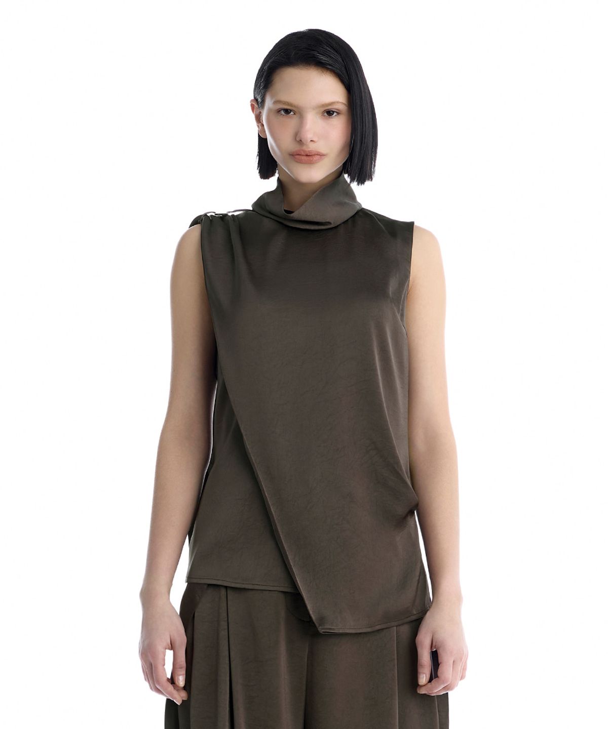 트리밍버드(TREEMINGBIRD) Draped High Neck Set-Up Sleeveless Top [ Brown ]