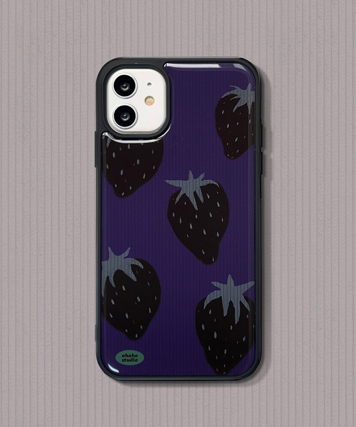 오하호 스튜디오(OHAHO STUDIO) Strawberry_(purple) Phone case (에폭시/글라스/맥세이프 글라스)