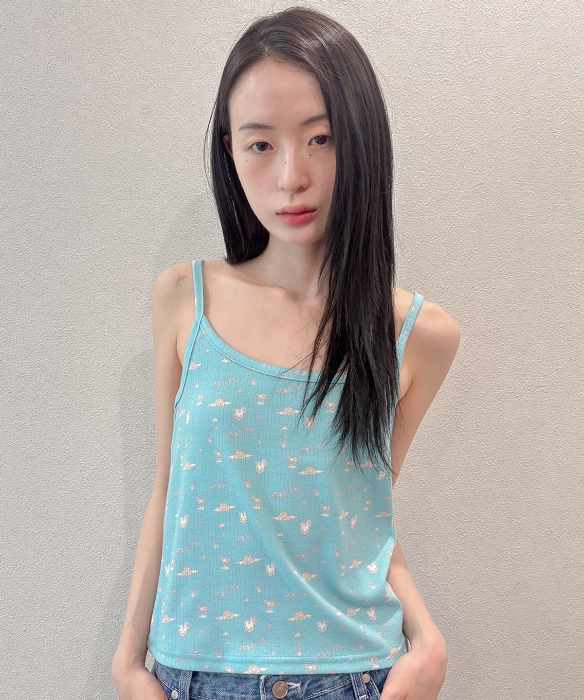 오피쉬(OAFISH) Oafish X Plasticpeco Sleeveless, Mint Blue