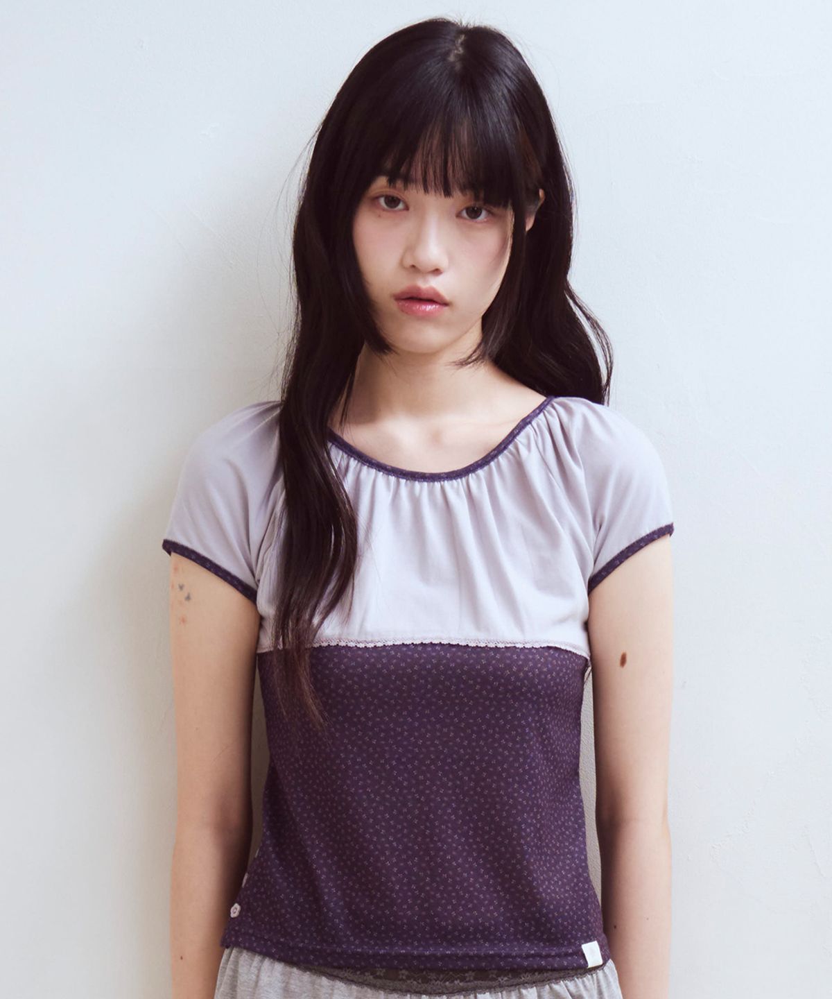 오피쉬(OAFISH) Floral Shirring Lace T-shirts, Purple