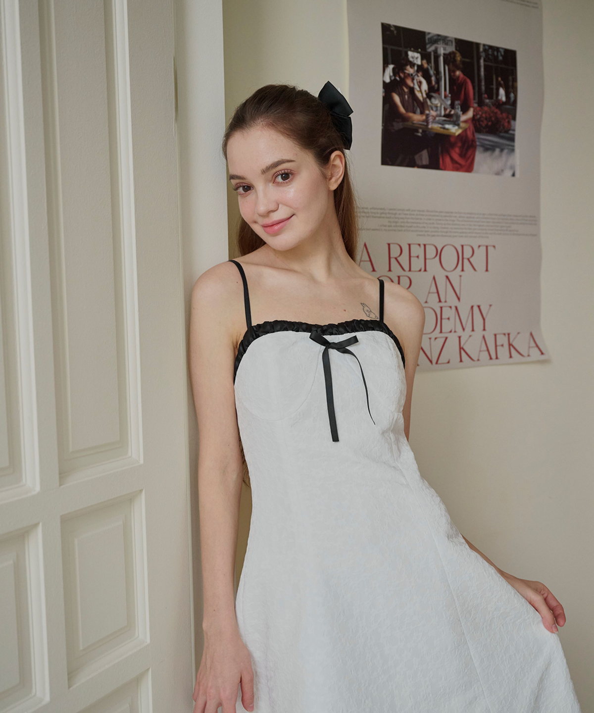 알리에나(ALIENAR) Satin shirring coloring dress