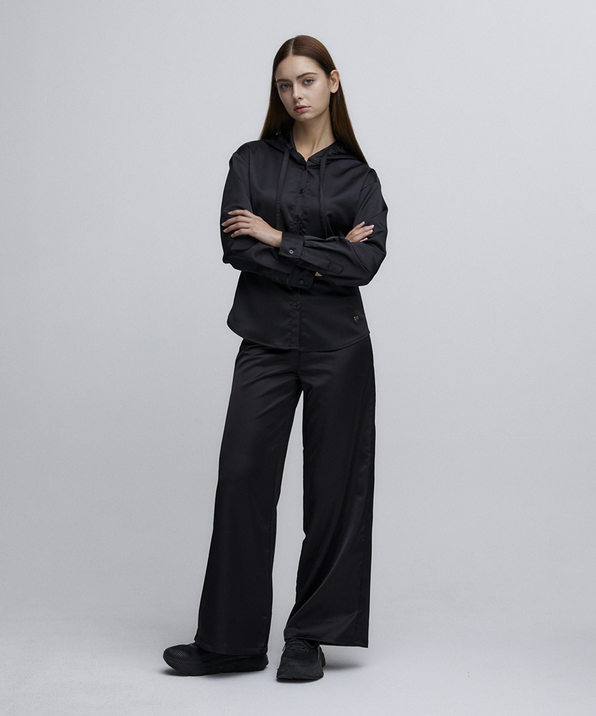알리에나(ALIENAR) Satin wide pants
