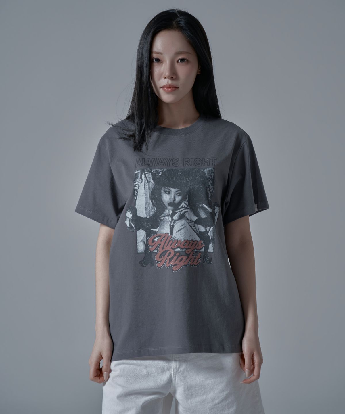 와르 포 우먼(WAARFORWOMAN) WT-68 걸스 반팔 티셔츠_차콜
