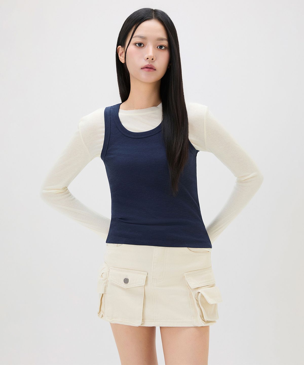 미쏘(MIXXO) 라운드넥 슬리브리스_MIWHNG55SS