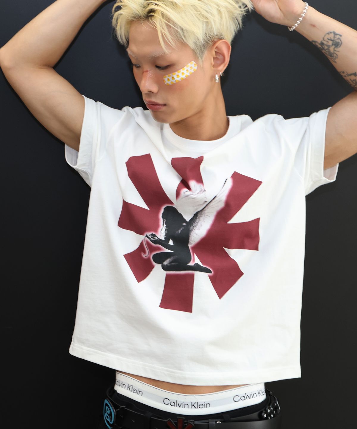 글랙(GLACK) GT175 애스터엔젤 세미 크롭 티셔츠 (WHITE)