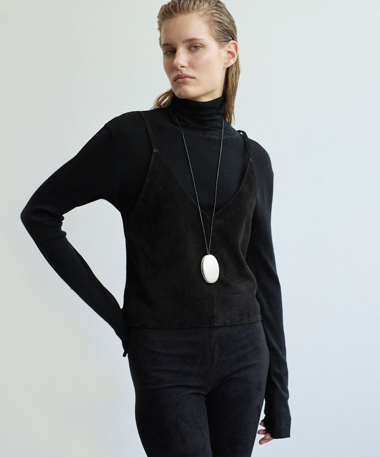 Suede V-Neck Bustier Top_Black
