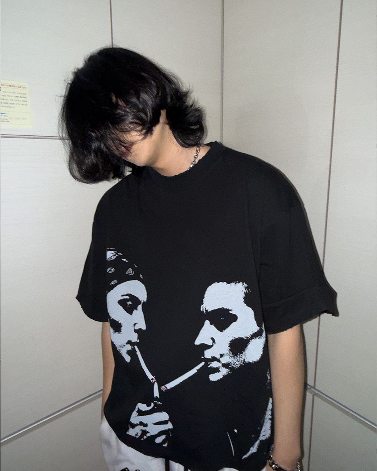 뭉(MWOONG) Smoking girls tee BK