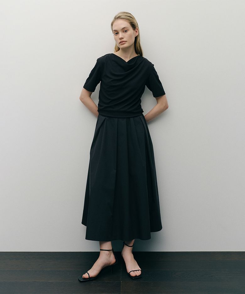 DRAPE FLARE DRESS (BLACK)