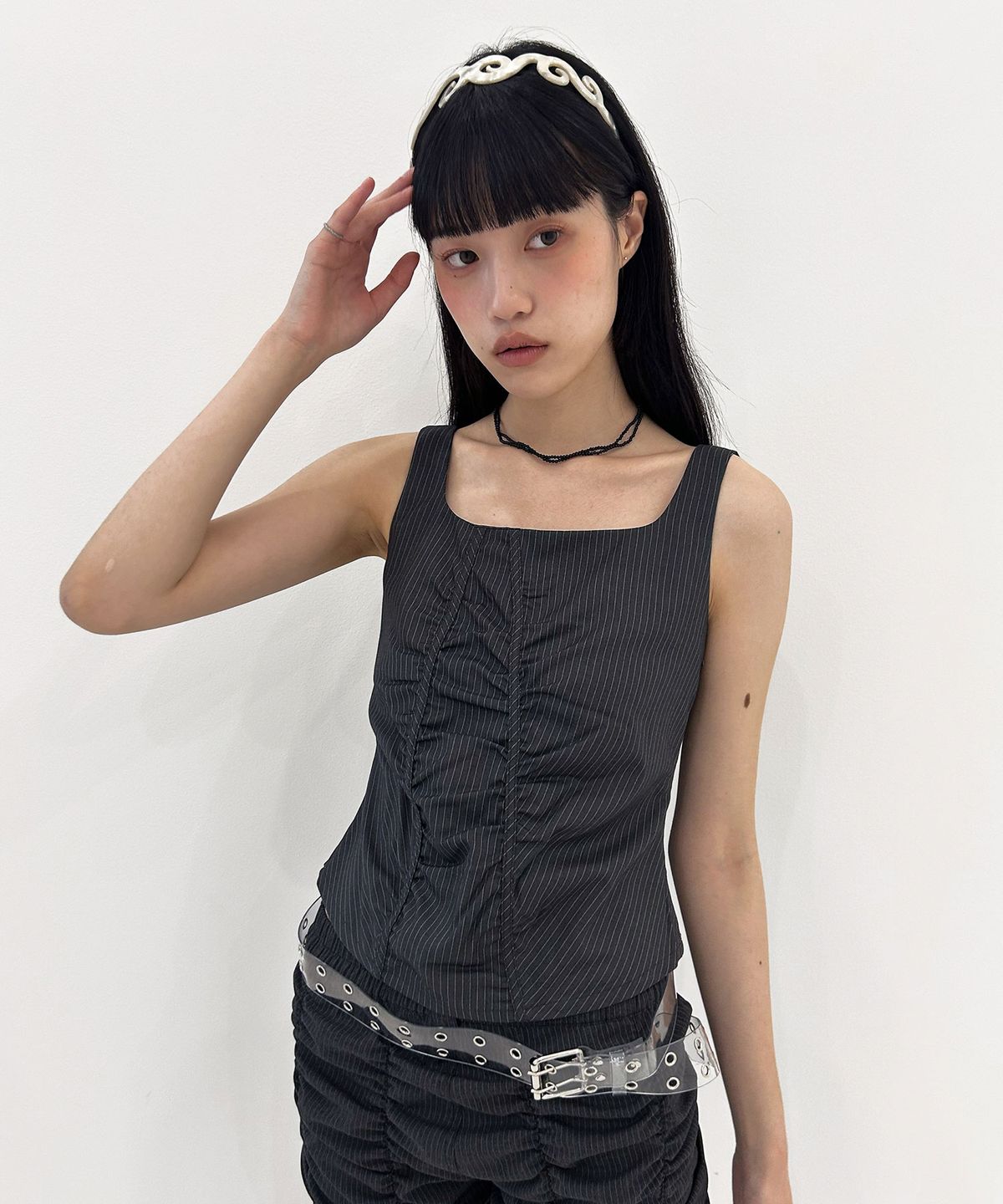 타입서비스(TYPESERVICE) Striped Ruched Zip Tank [Charcoal]