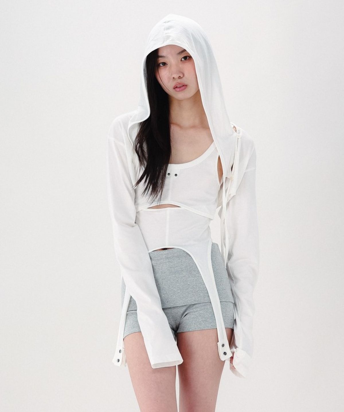 녹타브(NOCTAVE) 후드 크롭 가디건 화이트