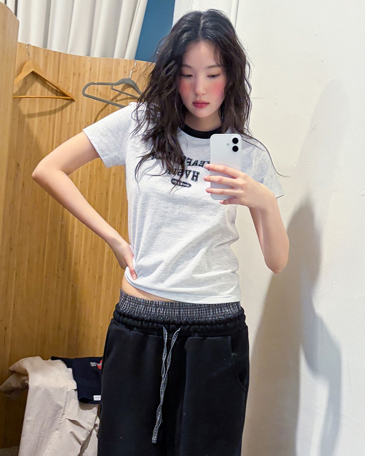 해비즘(HAVISM) LLF NECK S/S TEE(MELANGE WHITE)