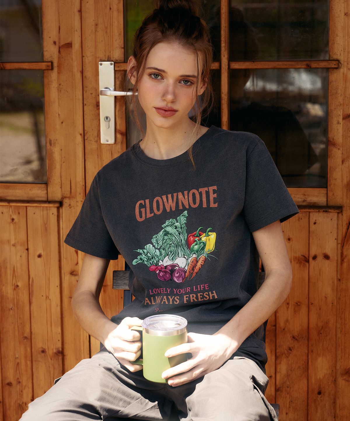 글로우노트(GLOWNOTE) GLOW FARMERS NOTE VEGETABLE SERIES T-SHIRTS (CHACOAL)