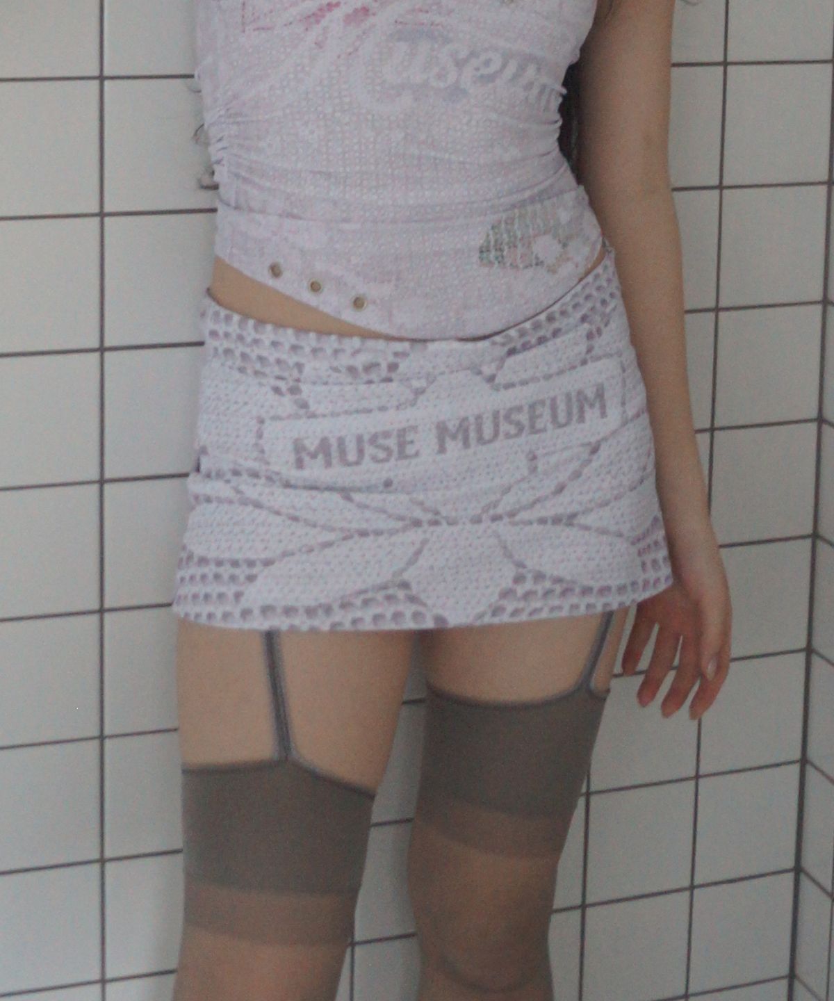 뮤즈뮤지엄(MUSEMUSEUM) Printed Lace Skirt_Ivory