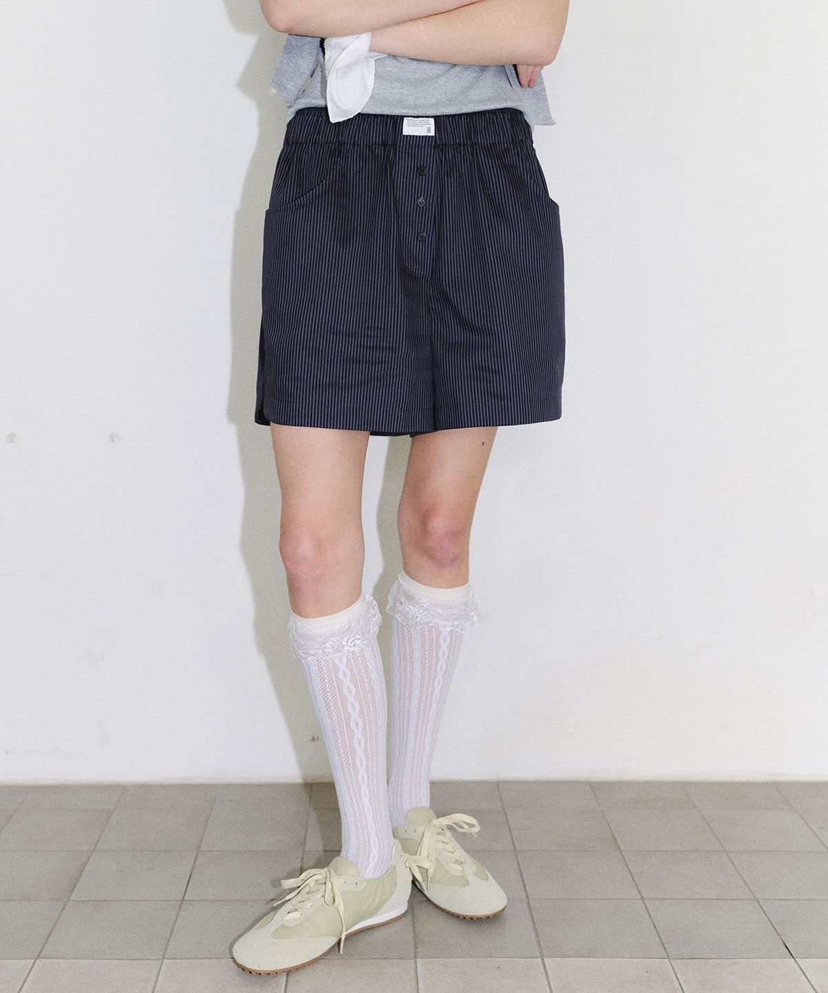 엔오르(EN OR) [CORE] STRIPE COTTON TRUNK PANTS - NAVY