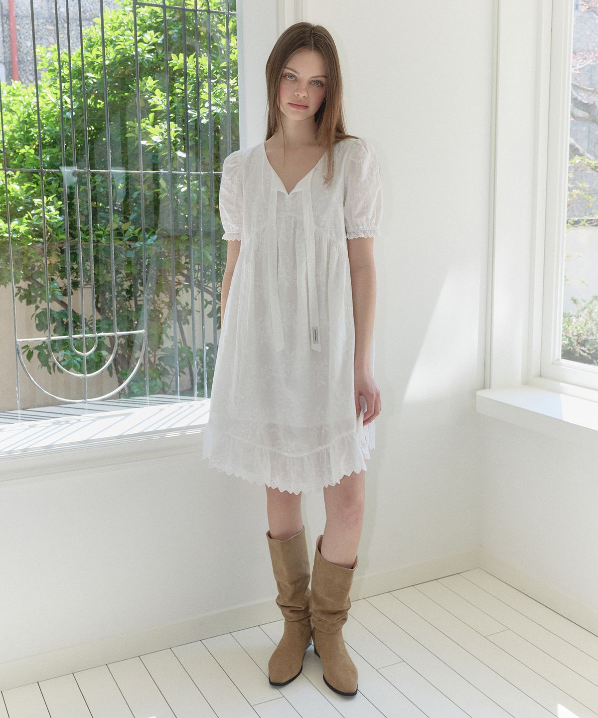 마가린핑거스(MARGARIN FINGERS) FLORAL TIE ONE-PIECE (WHITE)
