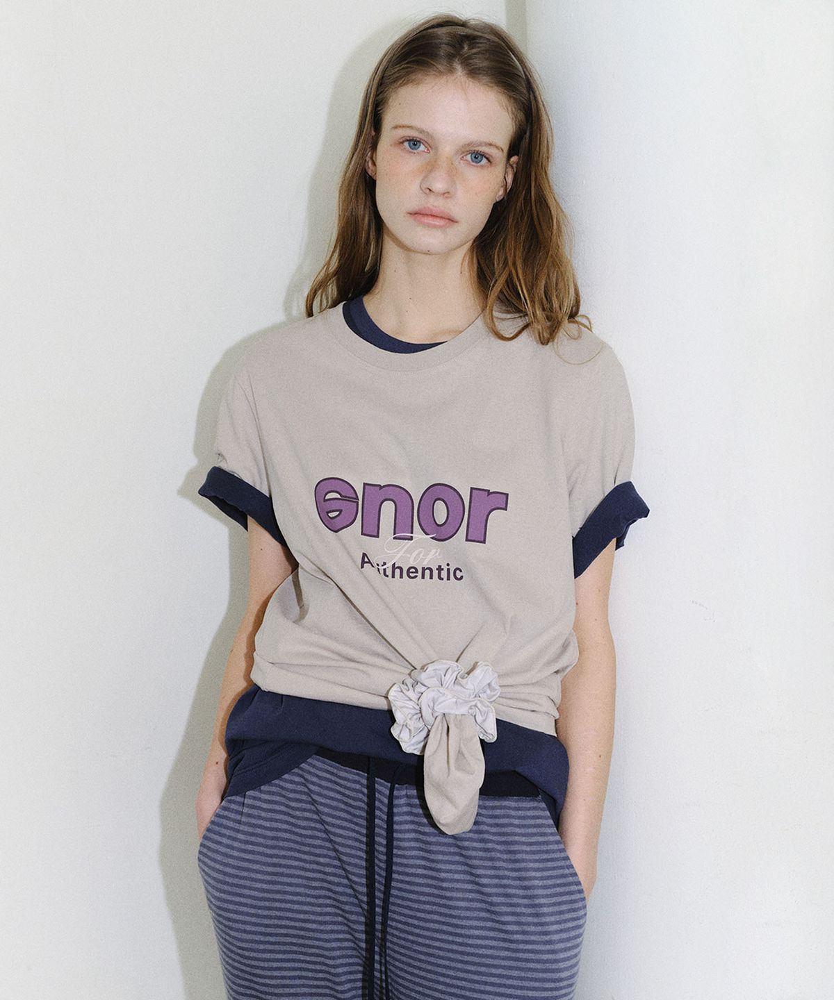 엔오르(EN OR) [CORE] CORE SHORT SLEEVE T-SHIRT - BEIGE