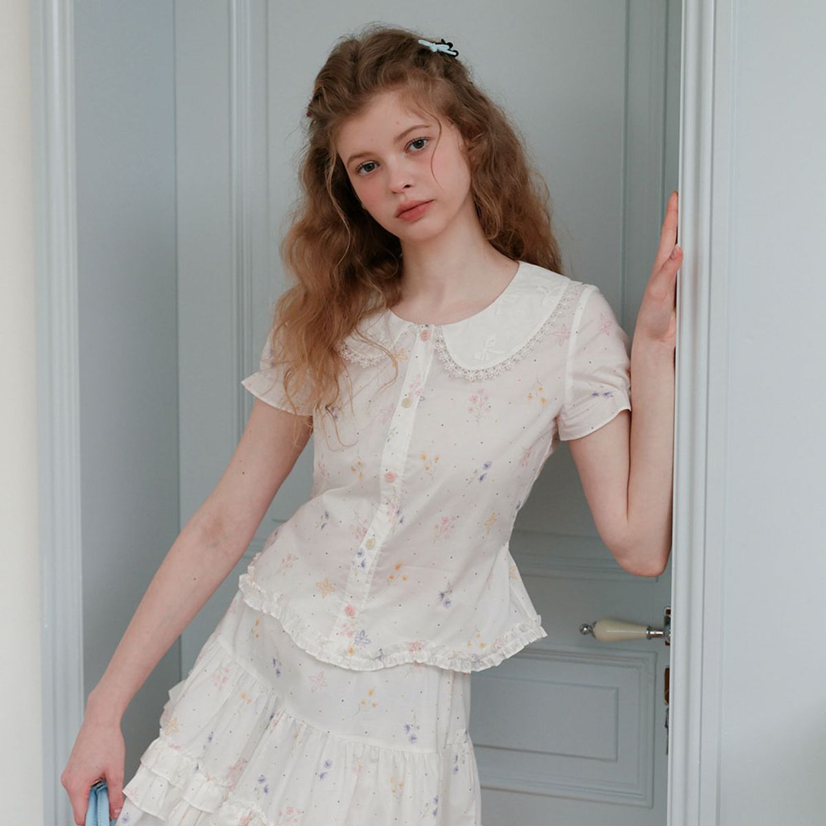 쎄무아듀(CEST MOIDEW) Cest_Floral lace collar blouse