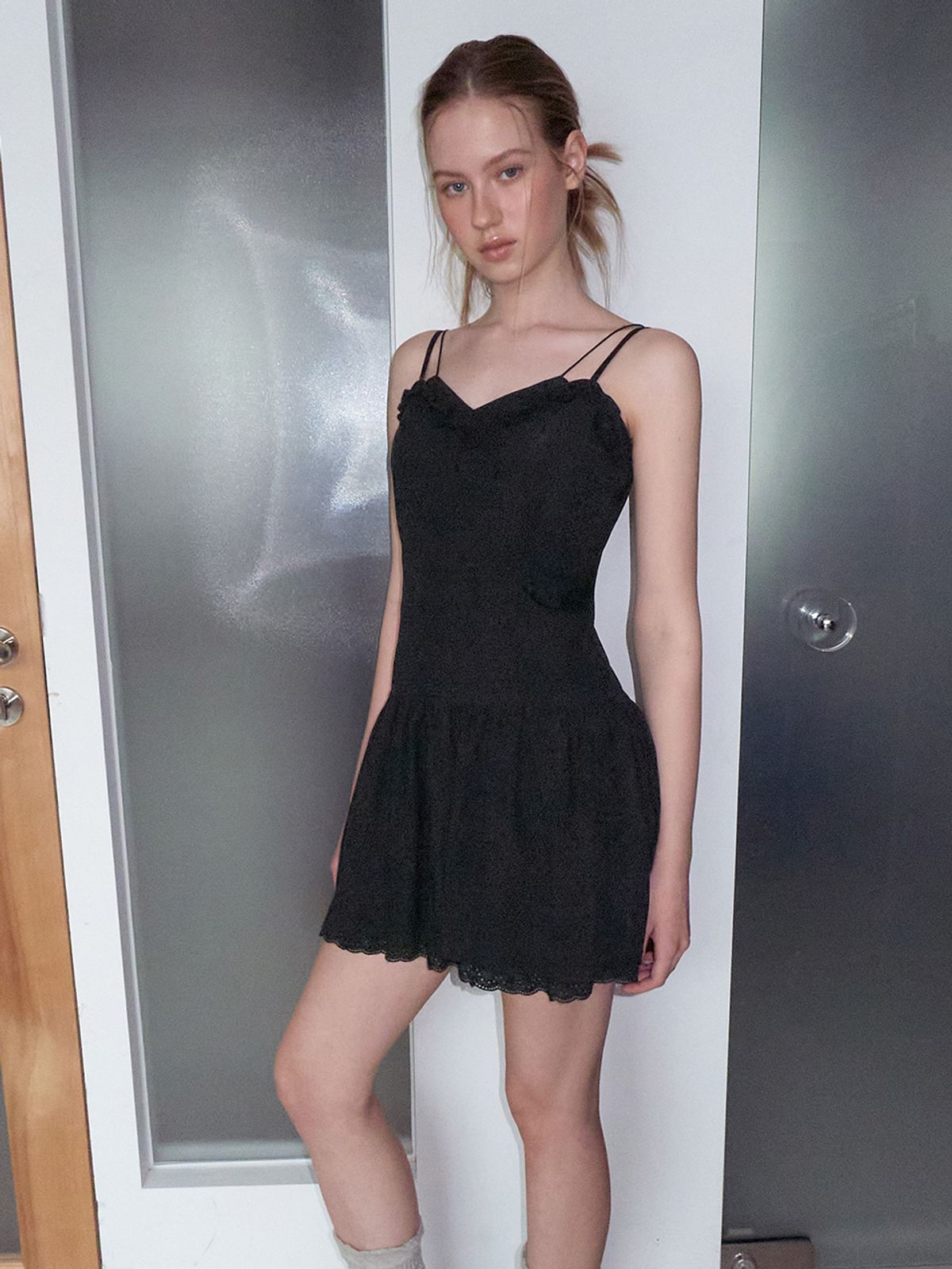 에트몽(ETMON) Double Slip Punching Dress, Black