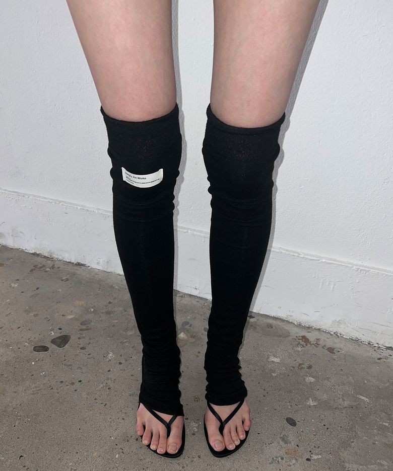 Lace-Topped Leg Warmers (black)