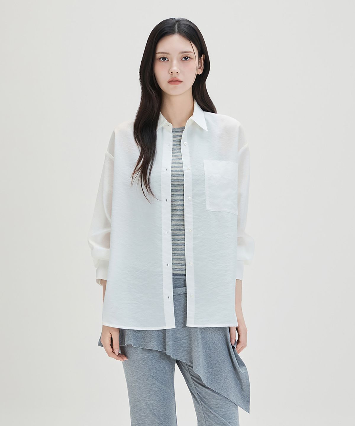 미쏘(MIXXO) [에센셜] 소프트 오버핏 셔츠_MIWYWG510A