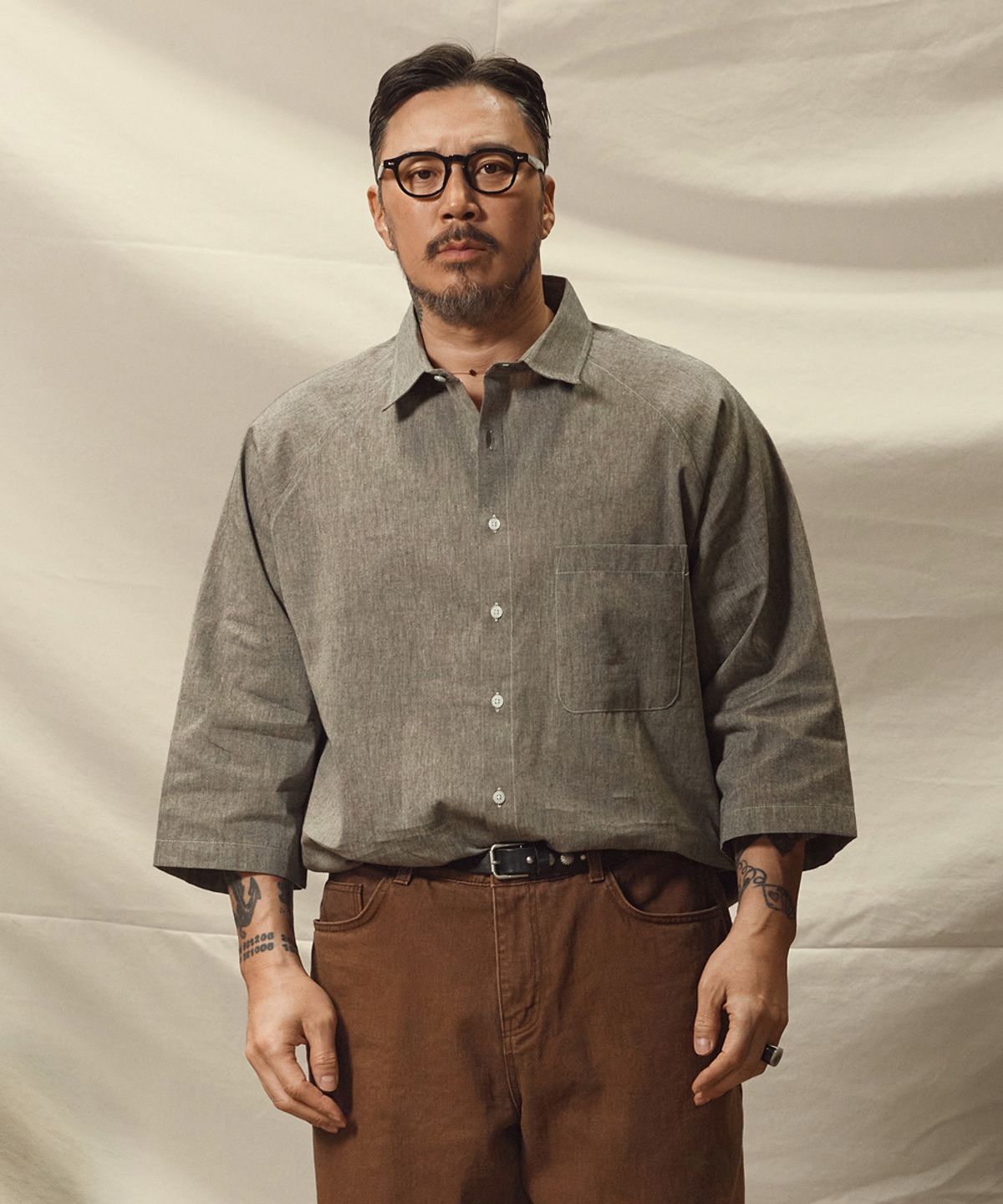 러기드하우스(RUGGED HOUSE) 래글런 원포켓 워크 린넨 7부 셔츠 그레이