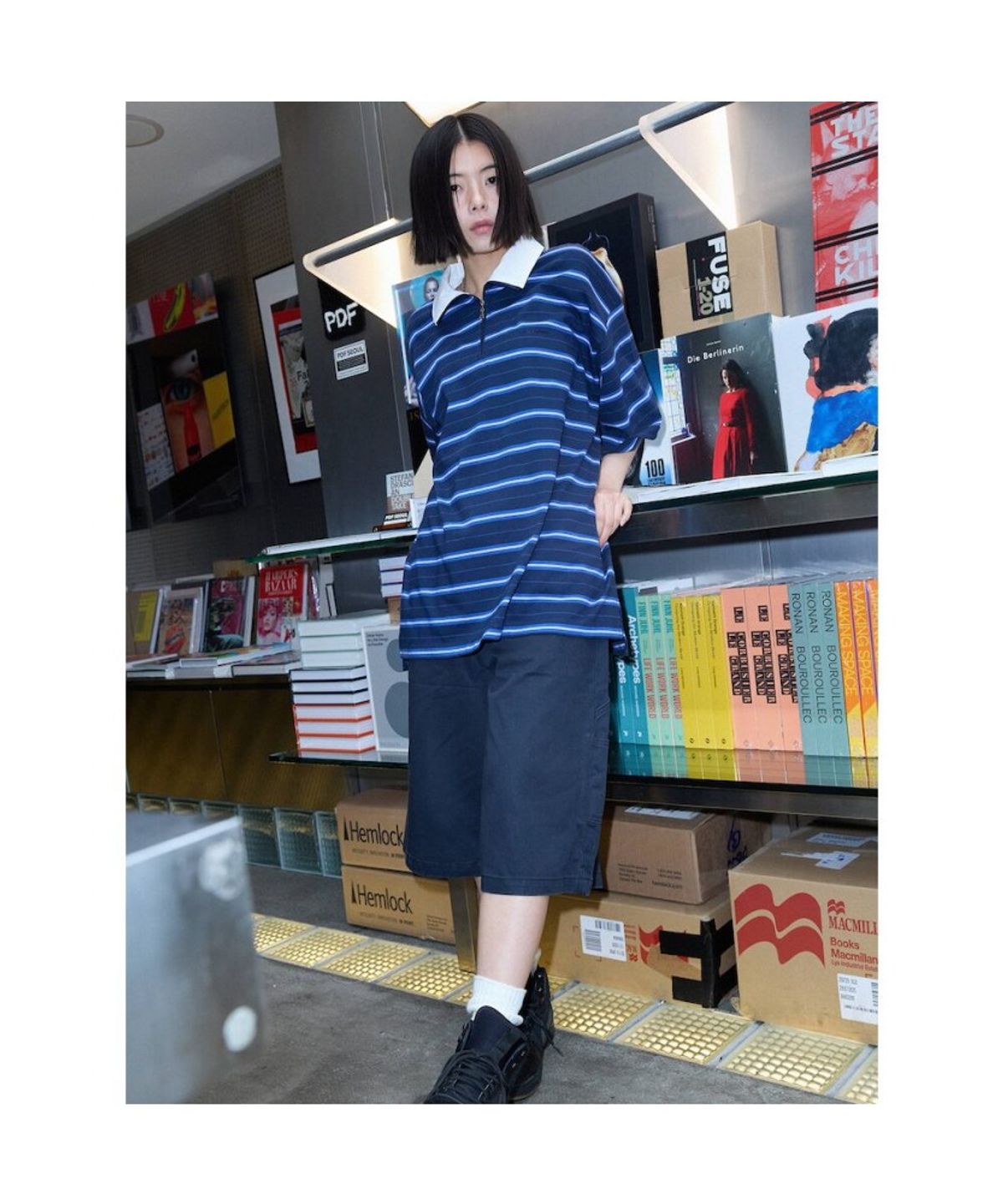 샌드 사운드(SAND SOUND) (UNISEX) 하프집업 반소매 티셔츠  네이비