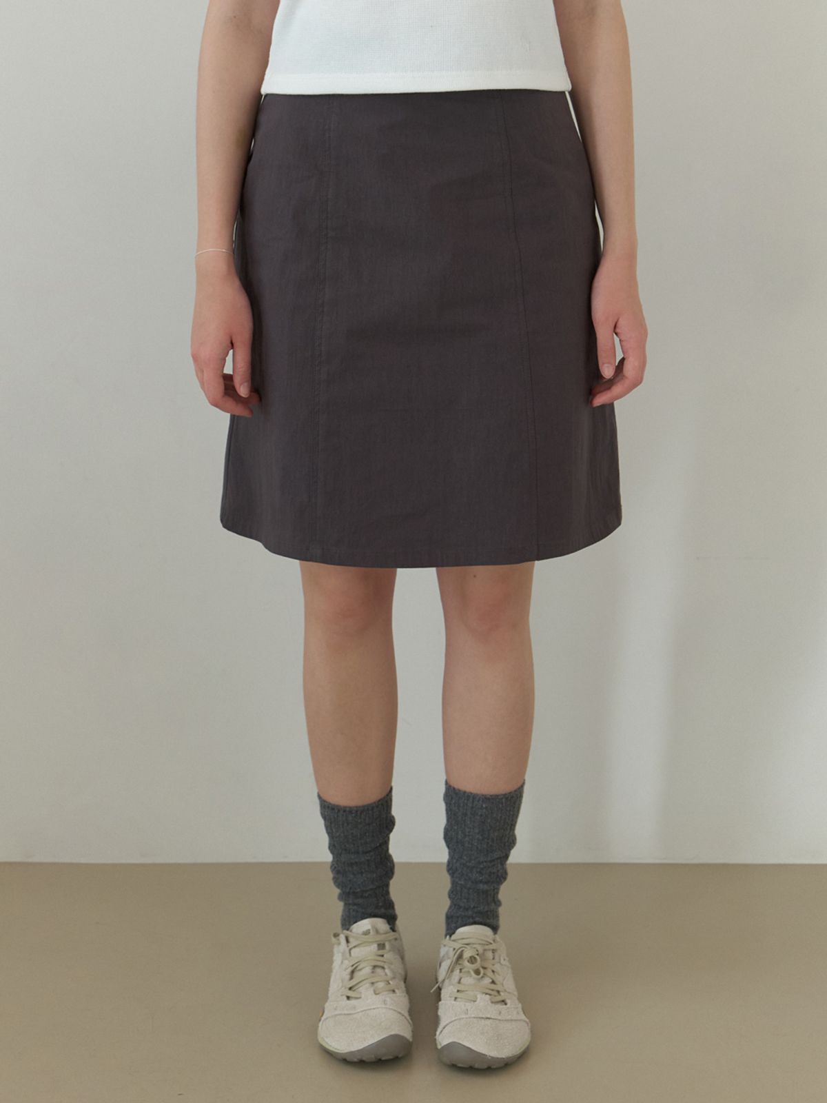 더미튼(THEMITTEN) Ceder midi skirt (charcoal)