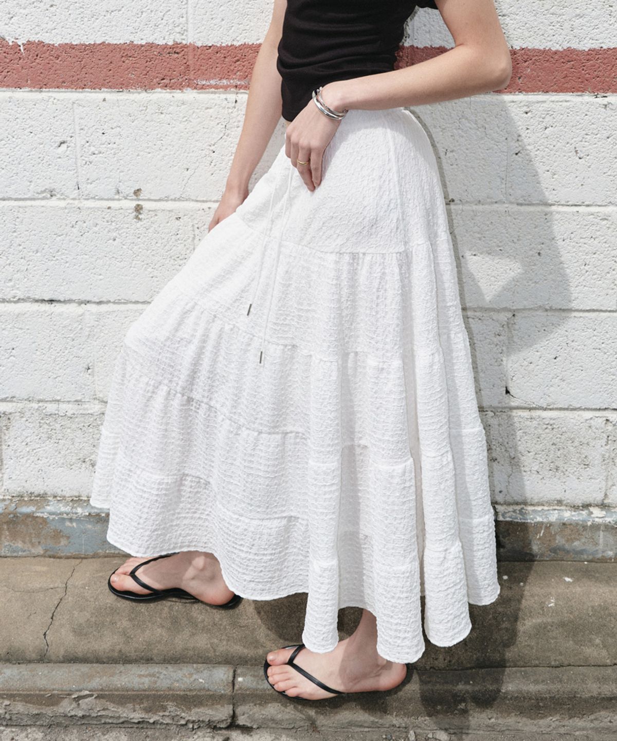 소플러(SOFLER) TORY TIERED MAXI SKIRT_IVORY