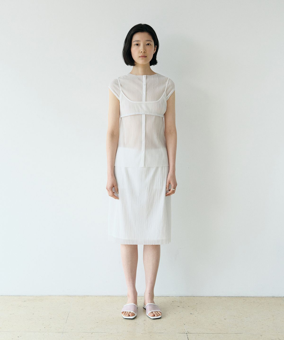 로우타이드(LOW TIDE) PLEATS MIDI SKIRT [WHITE]