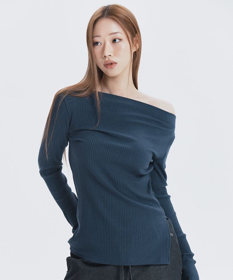 립 오프숄더 티셔츠 / 네이비