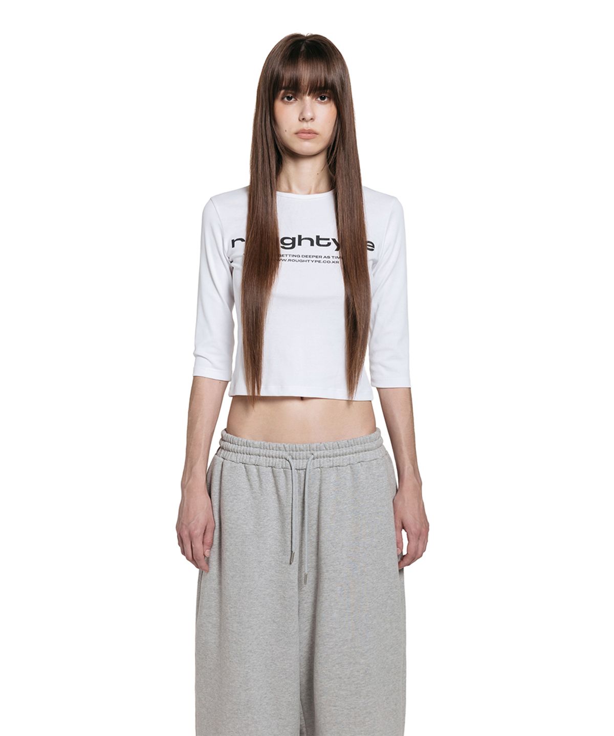 로타입(ROUGHTYPE) Lettering U-neck Half-sleeved T-shirt - White