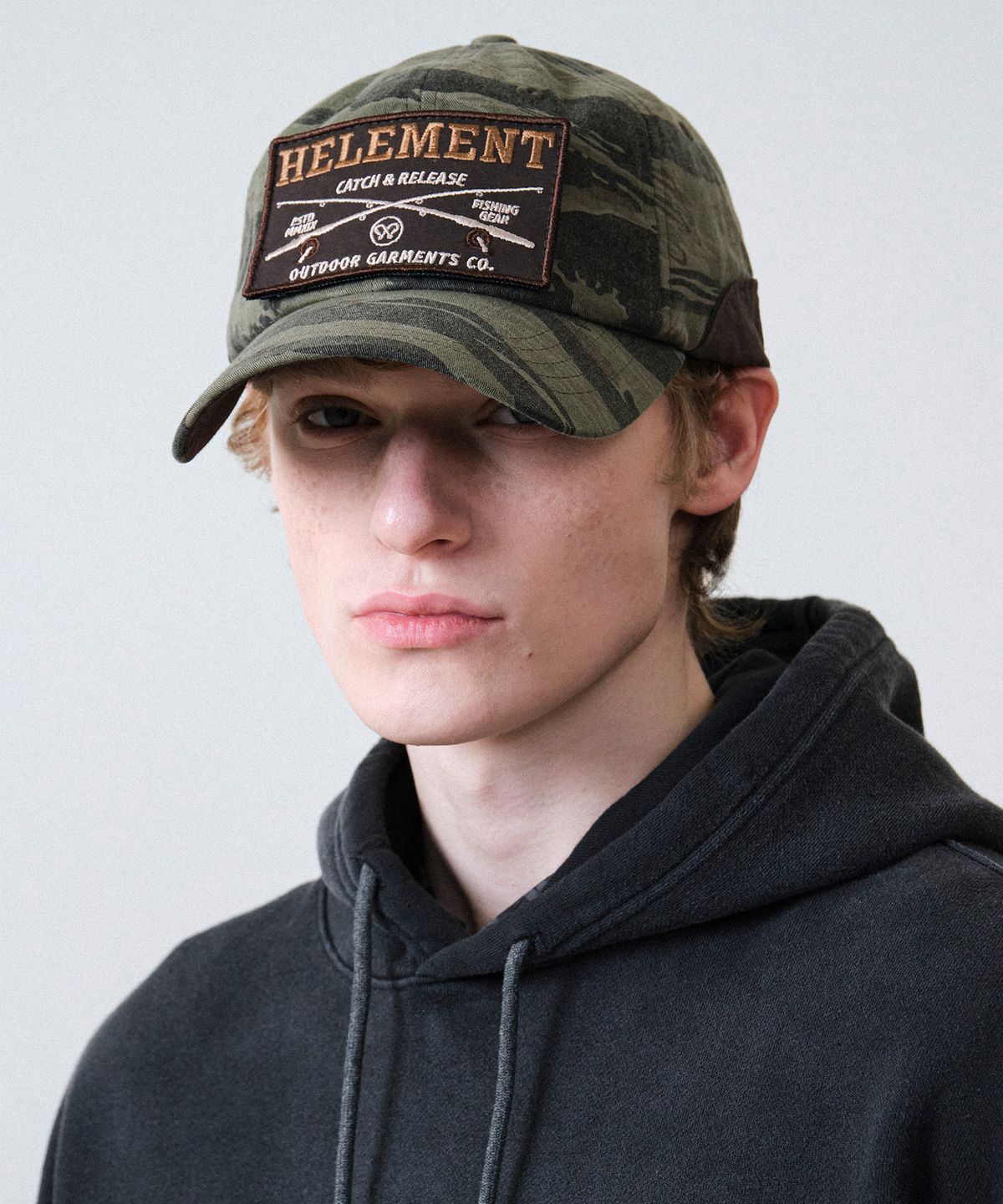 힐리먼트(HELEMENT) 플라이 와펜 볼캡 (CAMO)