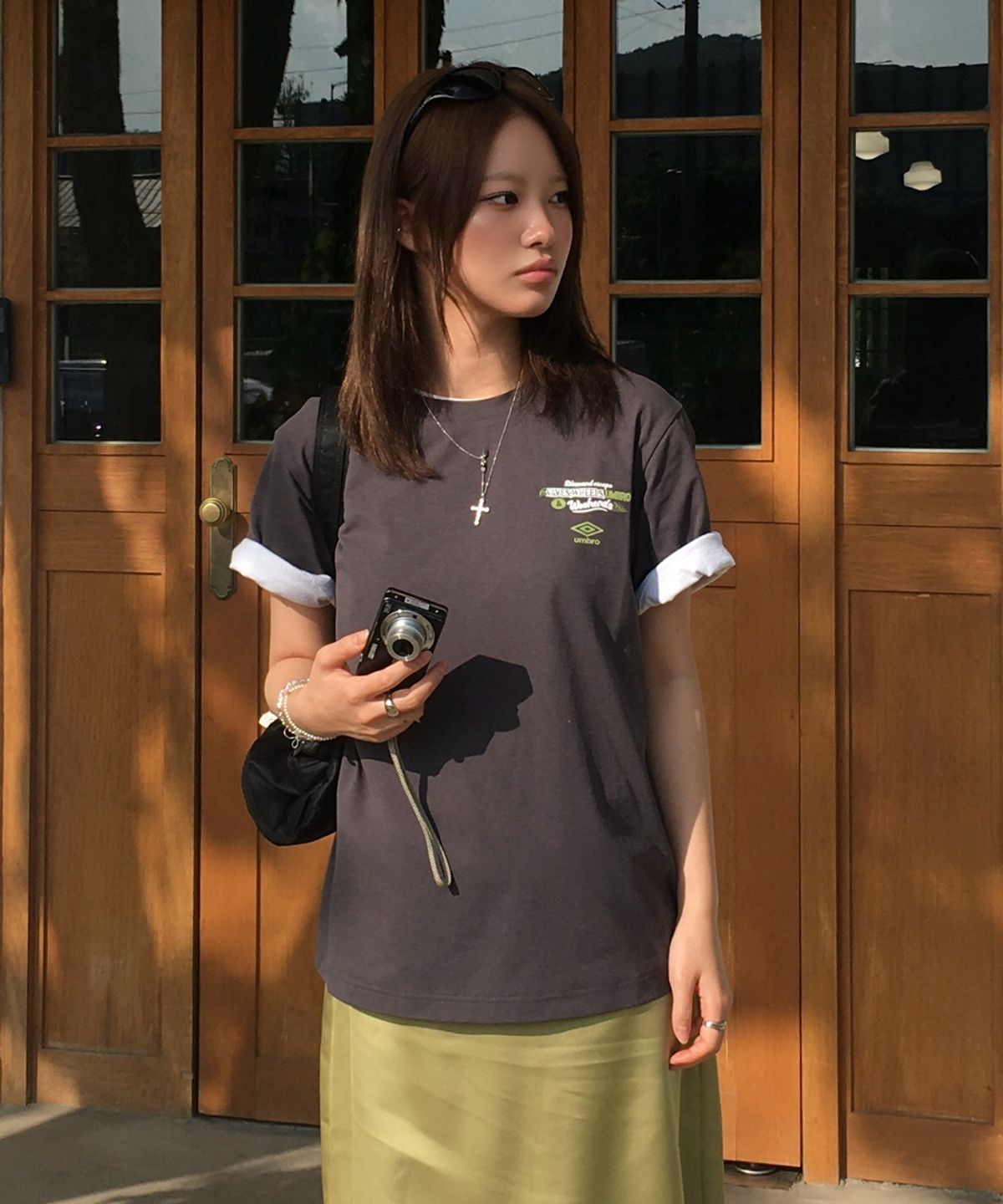 엄브로(UMBRO) [QUICK-DRY] 다이아몬드 이스케이프 자동차 프레쉬 반팔 티셔츠  차콜 UR223CRS59