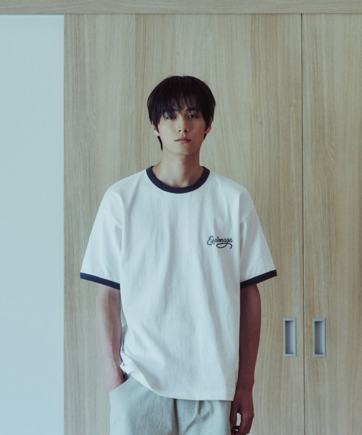 에스피오나지(ESPIONAGE) Rope Logo Ringer Tee Off White