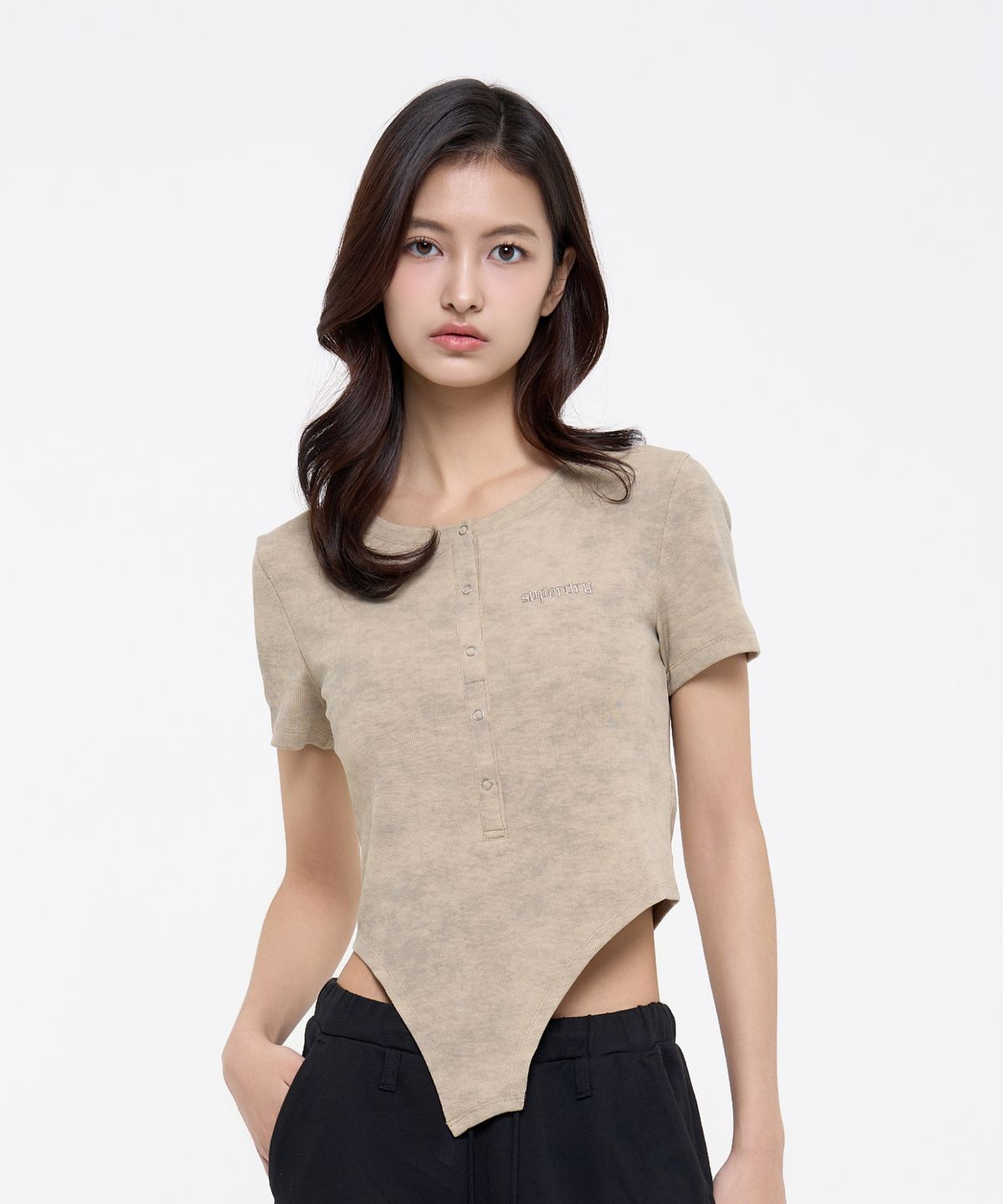 슈퍼드라이(SUPERDRY) 우먼스 헨리넥 티셔츠 베이지 SDFIVCQ40BEG