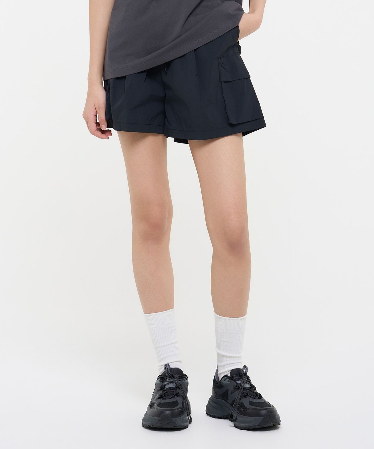 슈퍼드라이(SUPERDRY) 우먼스 나일론 카고 반바지 블랙 SDFLTCQ40BLK